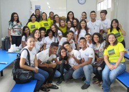 Visita dos alunos de Elesbão Veloso aos estúdios do Canal Educação